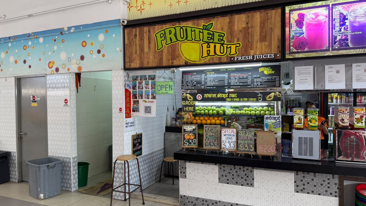 Fruitee Hut fresh juice stall inside Soon Hong Eating House at A'POSH BIZHUB